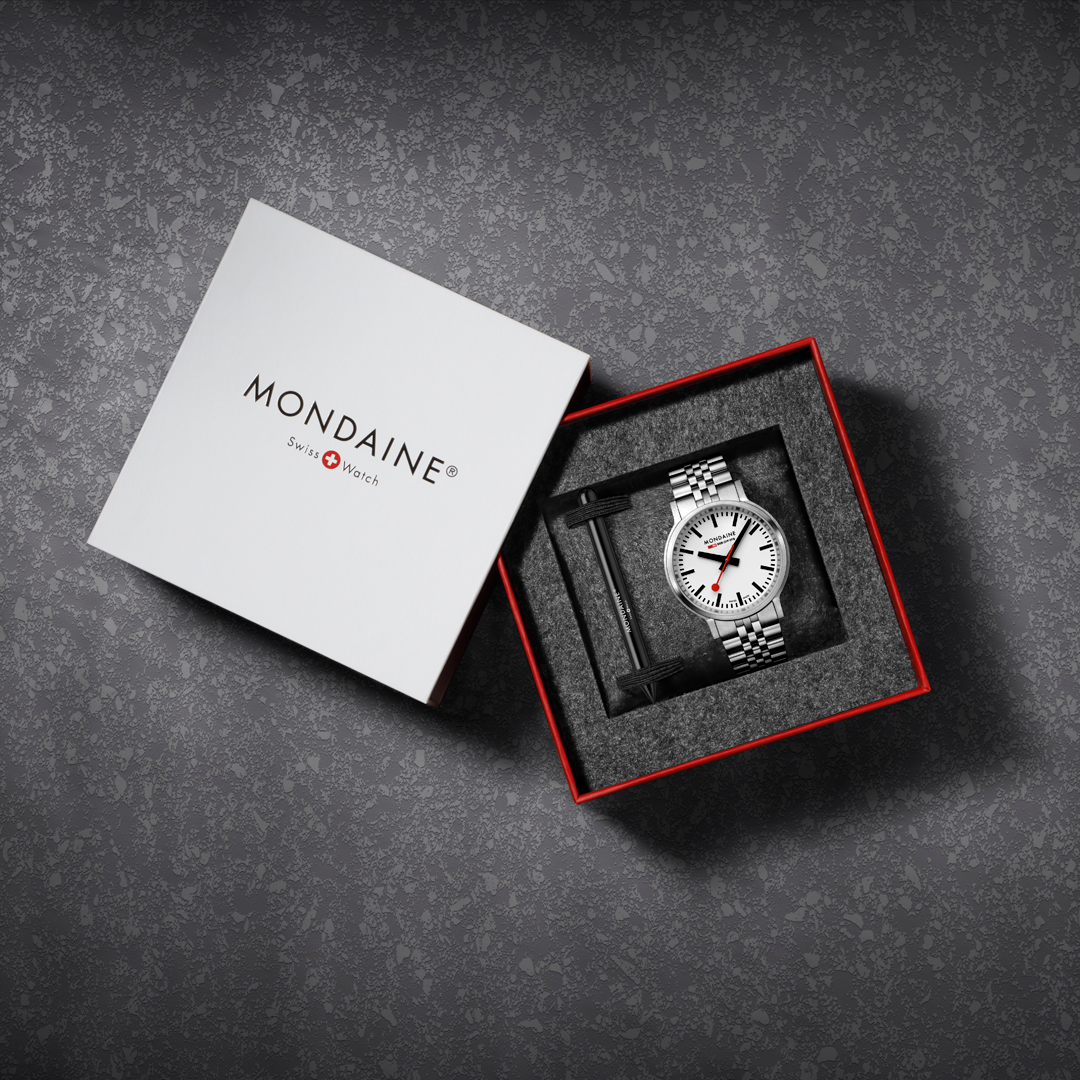Mondaine Official Swiss Railways Stop2Go Automatic BackLight 41mm Watch