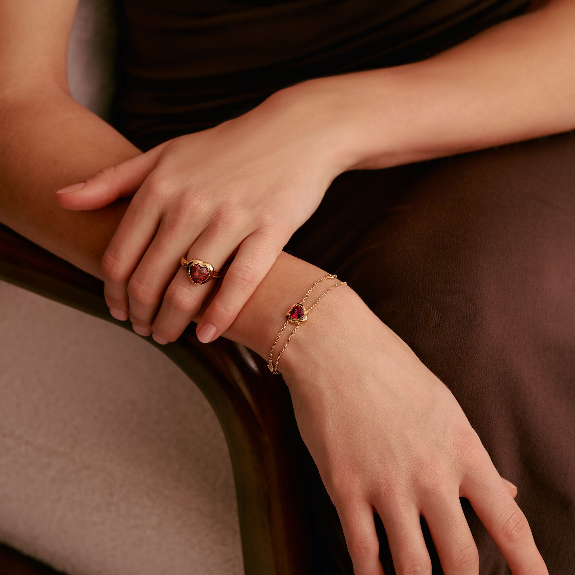 THOMAS SABO Two-Row Bracelet with Red Heart Stone Gold